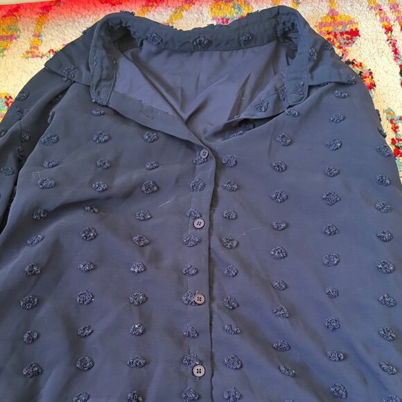 Blue Short-Sleeve Button-Down Textured Chiffon Blouse โ Size US M - Picture 1 of 3